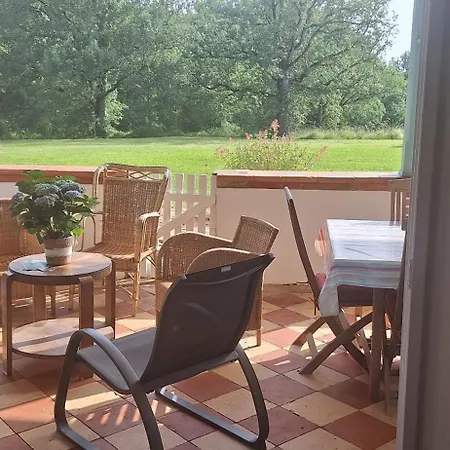 Domaine De Souladies Hébergement de vacances *